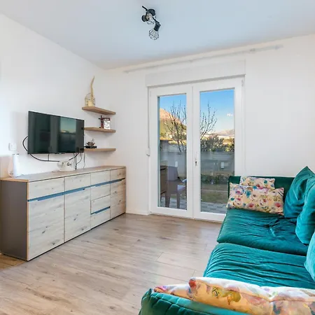 With Parking Space Kastel Sucurac, - 23868